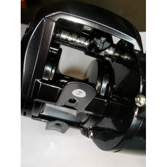 Carrete de casting Daiwa Tatula 300 HSL Ocasión