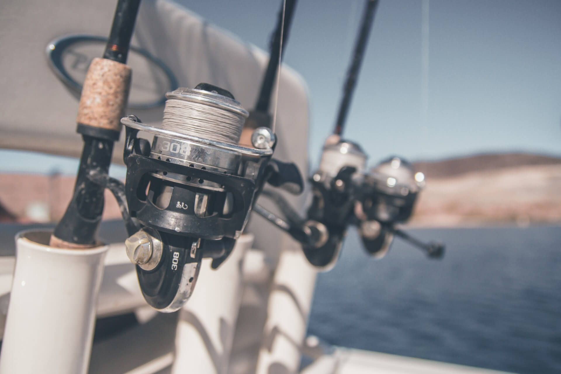 Pêche aux leurres en mer : choisir le bon moulinet - Voile & Moteur